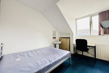 6 bed house, Church Grove, Lenton, Nottingham, NG72FG - Image 10